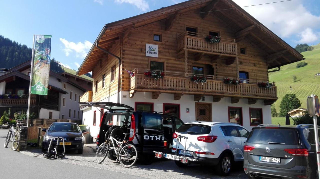 Sportpension Penhab Saalbach-Hinterglemm Exterior foto